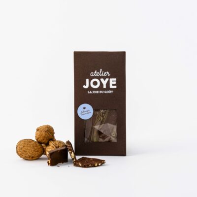 Tafel mit caramelisierten Baumnüssen